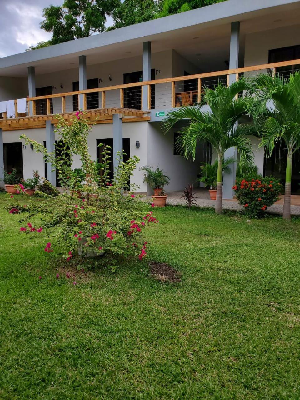 Hotel El Viajero La Libertad Esterno foto